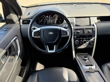 Land Rover-Discovery Sport