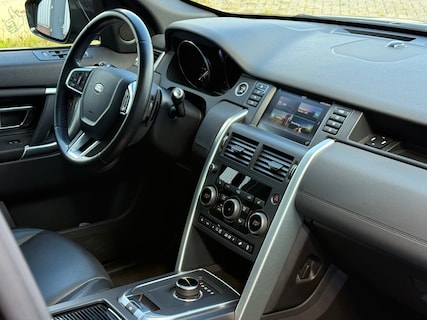 Land Rover-Discovery Sport