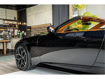 Aston Martin-DB11