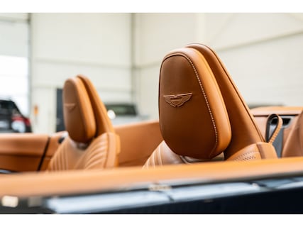 Aston Martin-DB11