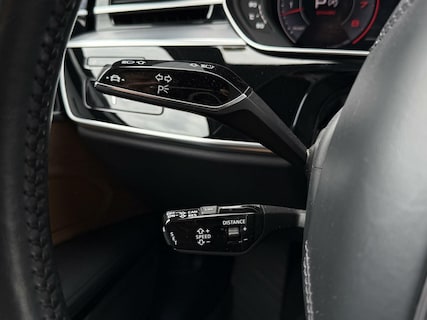 Audi-A8