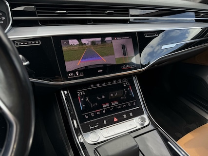 Audi-A8