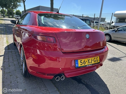 Alfa Romeo-GT