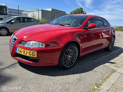 Alfa Romeo-GT