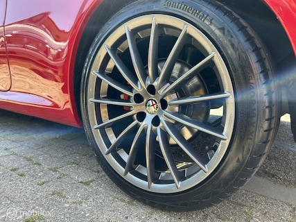 Alfa Romeo-GT