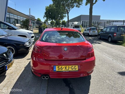 Alfa Romeo-GT