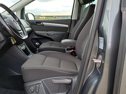 Volkswagen-Sharan