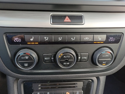 Volkswagen-Sharan