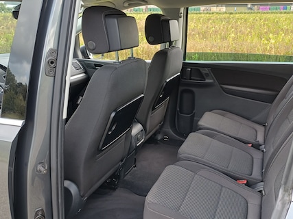Volkswagen-Sharan