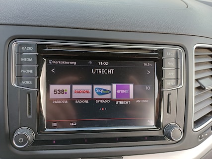 Volkswagen-Sharan