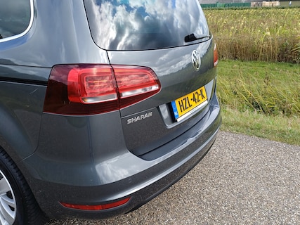 Volkswagen-Sharan