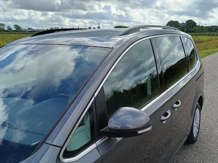 Volkswagen-Sharan