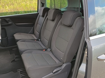 Volkswagen-Sharan