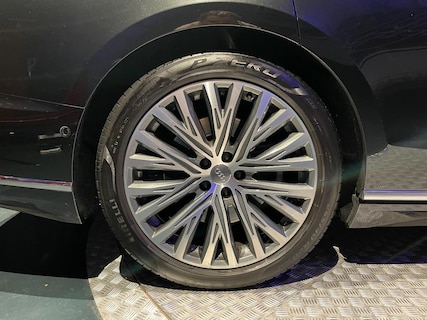 Audi-A8