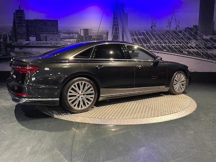 Audi-A8