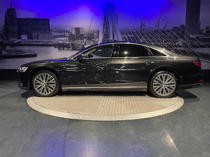 Audi-A8