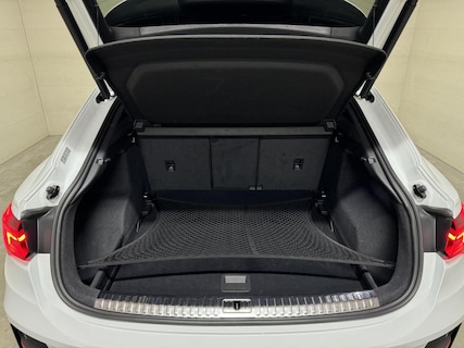 Audi-Q3 Sportback