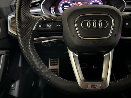 Audi-Q3 Sportback
