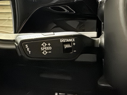 Audi-Q3 Sportback