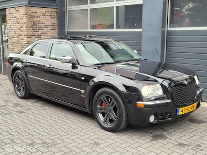 Chrysler-300C