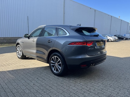 Jaguar-F-Pace