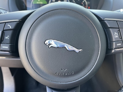 Jaguar-F-Pace