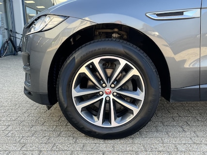Jaguar-F-Pace