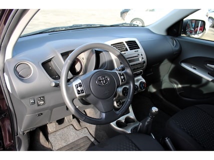 Toyota-Urban Cruiser