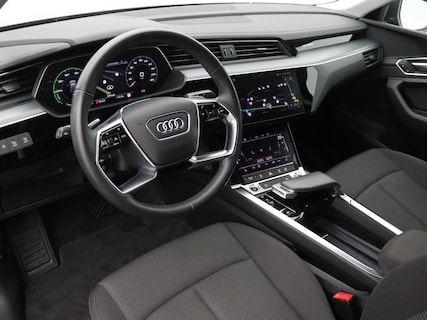 Audi-Q8 e-tron