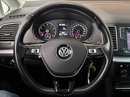 Volkswagen-Sharan