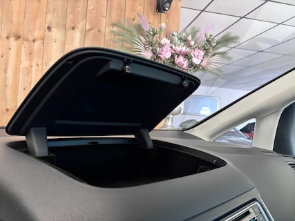 Volkswagen-Sharan