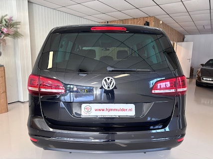 Volkswagen-Sharan