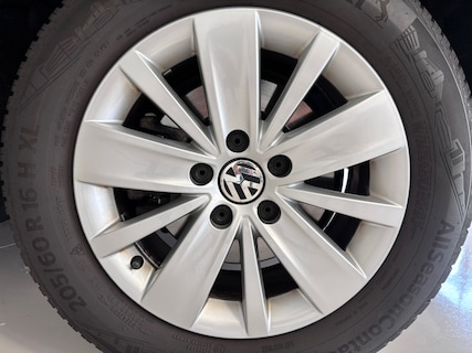Volkswagen-Sharan