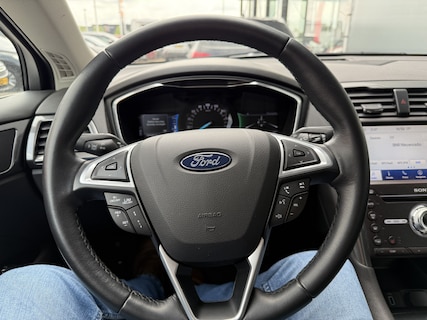 Ford-Mondeo