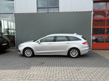 Ford-Mondeo