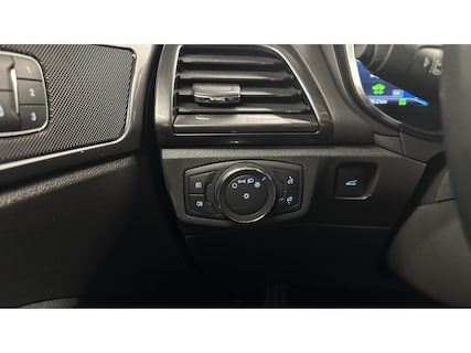 Ford-Mondeo