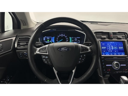 Ford-Mondeo