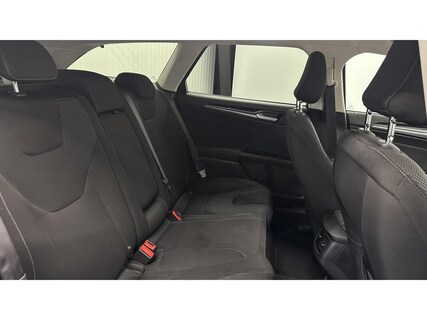 Ford-Mondeo
