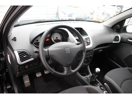 Peugeot-206+