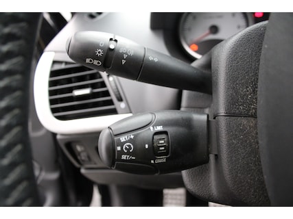 Peugeot-206+