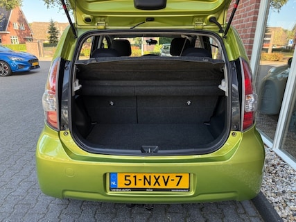 Daihatsu-Sirion