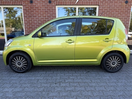 Daihatsu-Sirion