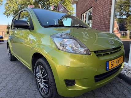 Daihatsu-Sirion