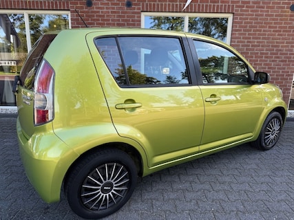 Daihatsu-Sirion