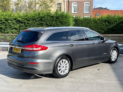 Ford-Mondeo