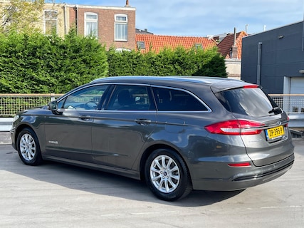 Ford-Mondeo