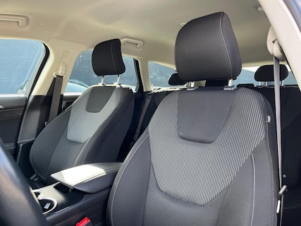 Ford-Mondeo