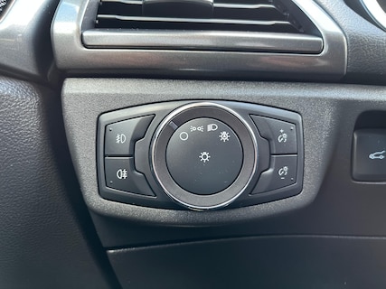 Ford-Mondeo