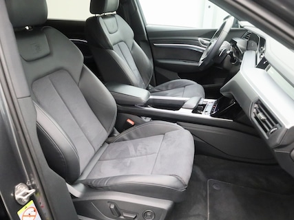 Audi-Q8 e-tron