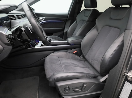 Audi-Q8 e-tron